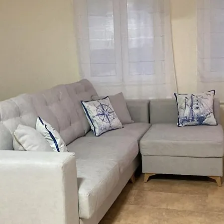 Apartamento Villaverde Apartment *